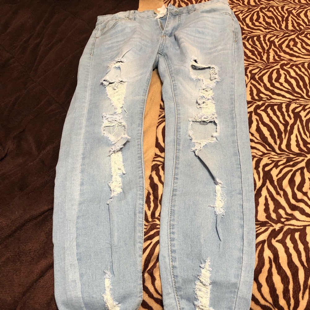 Ripped Jeans